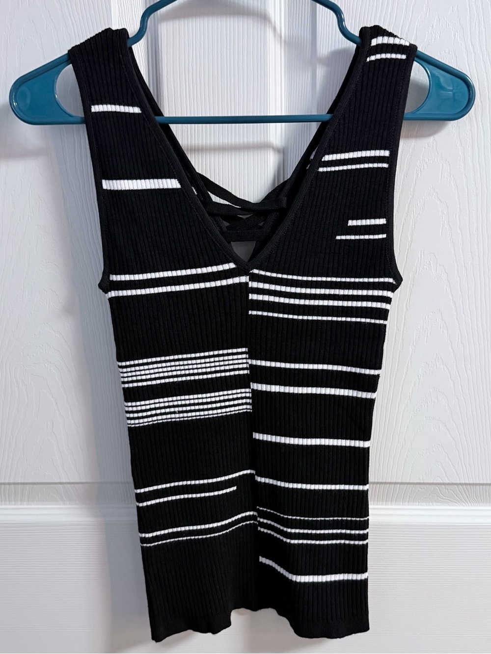 White House Black Market Black and White Striped Tank Top XXS